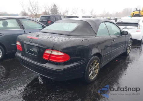 2001 Mercedes-Benz Clk 320 from USA, damaged, VIN WDBLK65G11T071836